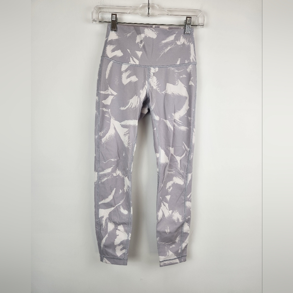 Lululemon Wunder Under HR Tight Mid Rise Gray Pattern Size 4